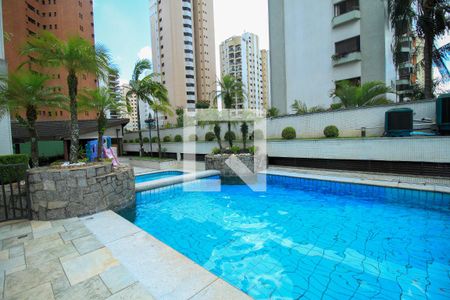 Apartamento à venda com 260m², 3 quartos e 4 vagasÁrea comum