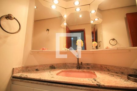 Apartamento à venda com 260m², 3 quartos e 4 vagasLavabo