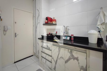 Apartamento à venda com 76m², 2 quartos e 1 vaga Apartamento à venda com 76m², 2 quartos e 1 vagaCozinha