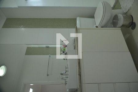 Apartamento à venda com 85m², 2 quartos e 2 vagasBanheiro da Suíte