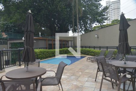 Apartamento à venda com 85m², 2 quartos e 2 vagasÁrea comum - Piscina
