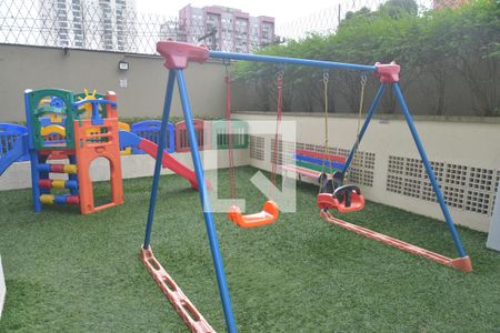 Apartamento à venda com 85m², 2 quartos e 2 vagasÁrea comum - Playground