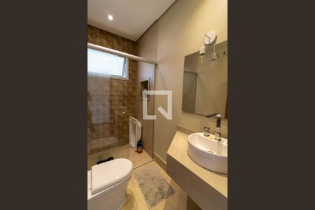 Casa de condomínio à venda com 567m², 4 quartos e 4 vagas Casa de condomínio à venda com 567m², 4 quartos e 4 vagasBanheiro - Quarto 3