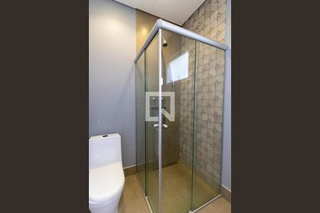 Casa de condomínio à venda com 567m², 4 quartos e 4 vagas Casa de condomínio à venda com 567m², 4 quartos e 4 vagasBanheiro - Quarto 2