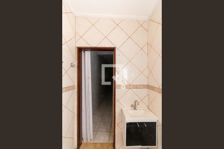 Casa para alugar com 220m², 2 quartos e 1 vaga Casa para alugar com 220m², 2 quartos e 1 vagaBanheiro 2