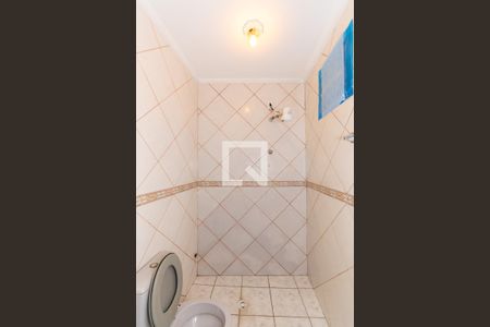 Casa para alugar com 220m², 2 quartos e 1 vaga Casa para alugar com 220m², 2 quartos e 1 vagaBanheiro 2