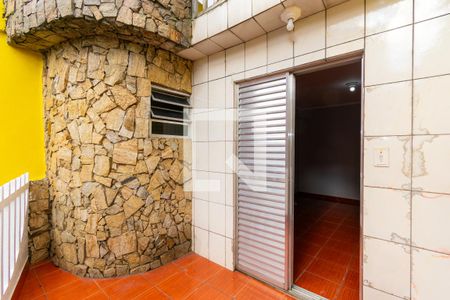 Casa para alugar com 220m², 2 quartos e 1 vaga Casa para alugar com 220m², 2 quartos e 1 vagaVaranda da Suíte