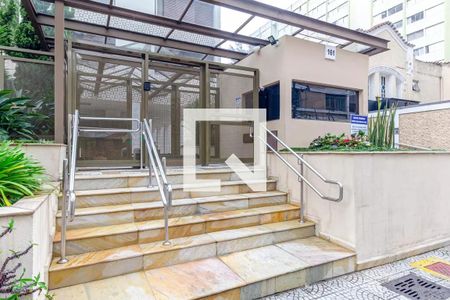 Apartamento à venda com 99m², 3 quartos e sem vaga Apartamento à venda com 99m², 3 quartos e sem vagaFachada