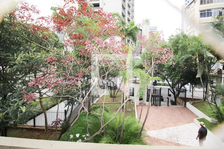 Vista de apartamento para alugar com 3 quartos, 178m² em Itaim Bibi, São Paulo