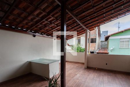 Casa para alugar com 96m², 3 quartos e 1 vagaTerraço