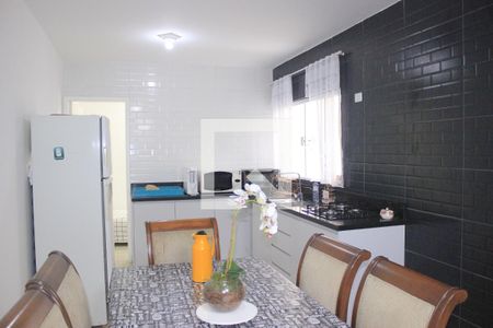 Casa para alugar com 180m², 4 quartos e 1 vagaCozinha