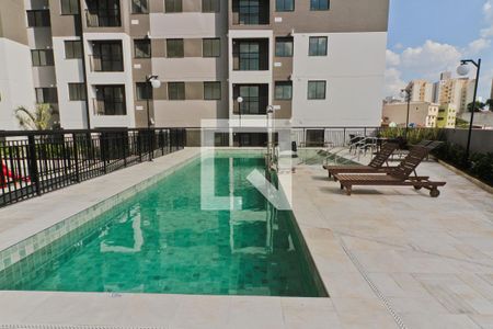 Apartamento à venda com 37m², 2 quartos e sem vagaÁrea comum - Piscina