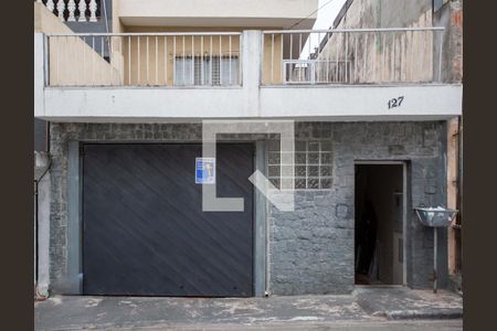 Casa à venda com 138m², 3 quartos e 2 vagasFachada