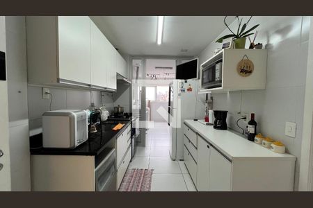 Apartamento para alugar com 121m², 3 quartos e 2 vagas Apartamento para alugar com 121m², 3 quartos e 2 vagasCozinha
