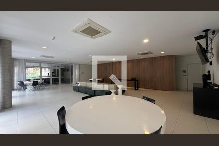 Apartamento para alugar com 121m², 3 quartos e 2 vagas Apartamento para alugar com 121m², 3 quartos e 2 vagasSalão de Festas