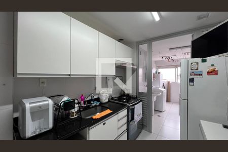 Apartamento para alugar com 121m², 3 quartos e 2 vagas Apartamento para alugar com 121m², 3 quartos e 2 vagasCozinha