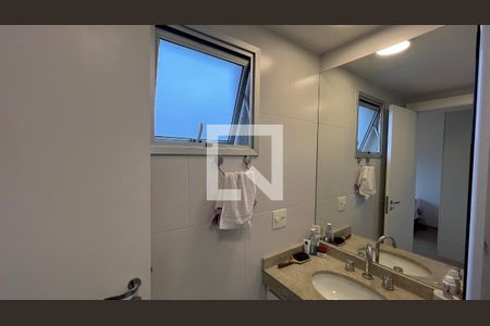 Apartamento para alugar com 121m², 3 quartos e 2 vagas Apartamento para alugar com 121m², 3 quartos e 2 vagasBanheiro da Suíte 3