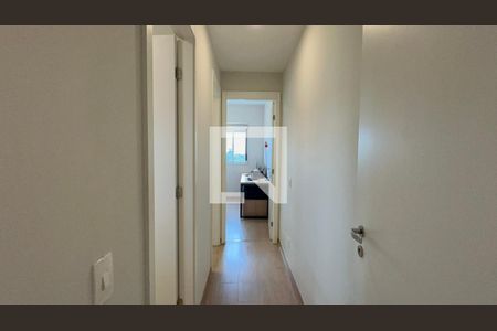 Apartamento para alugar com 121m², 3 quartos e 2 vagas Apartamento para alugar com 121m², 3 quartos e 2 vagasCorredor