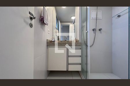 Apartamento para alugar com 121m², 3 quartos e 2 vagas Apartamento para alugar com 121m², 3 quartos e 2 vagasBanheiro da Suíte 3