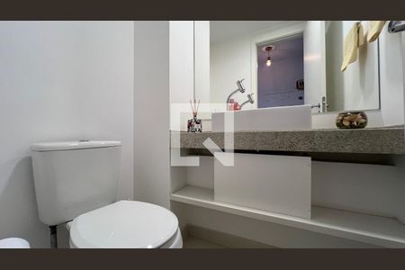 Apartamento para alugar com 121m², 3 quartos e 2 vagas Apartamento para alugar com 121m², 3 quartos e 2 vagasLavabo