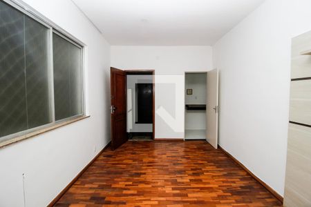 Sala de apartamento para alugar com 3 quartos, 70m² em Sagrada Família, Belo Horizonte