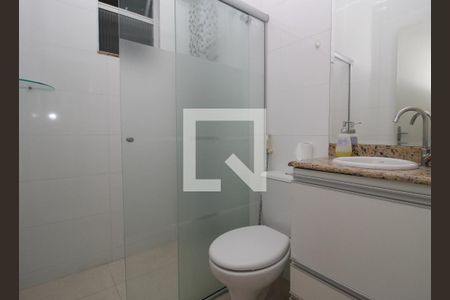 Apartamento para alugar com 70m², 3 quartos e 1 vaga Apartamento para alugar com 70m², 3 quartos e 1 vagaBanheiro