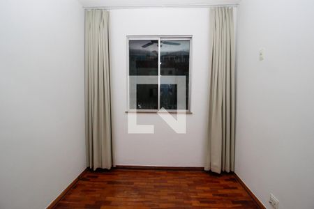 Quarto 2 de apartamento para alugar com 3 quartos, 70m² em Sagrada Família, Belo Horizonte