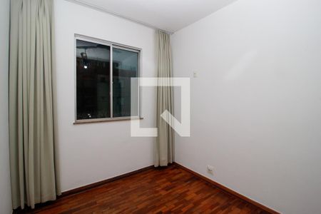 Quarto 2 de apartamento para alugar com 3 quartos, 70m² em Sagrada Família, Belo Horizonte