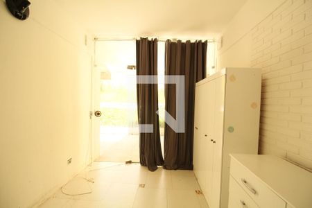 Casa à venda com 300m², 6 quartos e 2 vagasQuarto 4