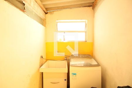 Casa à venda com 300m², 6 quartos e 2 vagasLavanderia