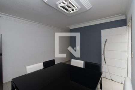 Casa à venda com 200m², 4 quartos e sem vagaCozinha e Copa