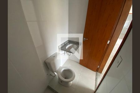 Apartamento à venda com 60m², 2 quartos e 1 vaga Apartamento à venda com 60m², 2 quartos e 1 vagaBanheiro Social