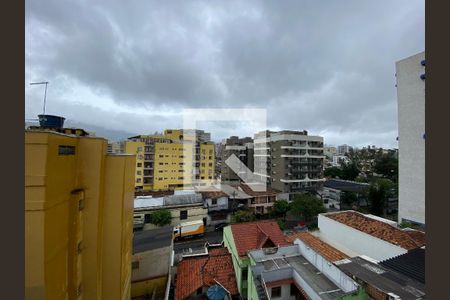 Apartamento à venda com 60m², 2 quartos e 1 vaga Apartamento à venda com 60m², 2 quartos e 1 vagaVista