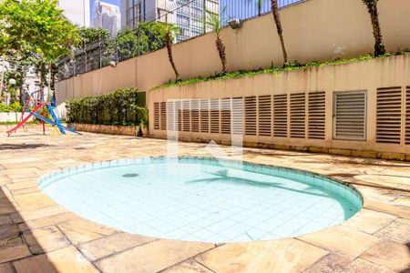 Apartamento à venda com 110m², 3 quartos e 2 vagasÁrea comum - Piscina