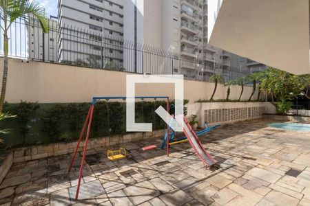Apartamento à venda com 110m², 3 quartos e 2 vagasÁrea comum - Playground