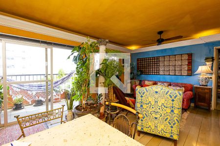 Apartamento à venda com 110m², 3 quartos e 2 vagasSala