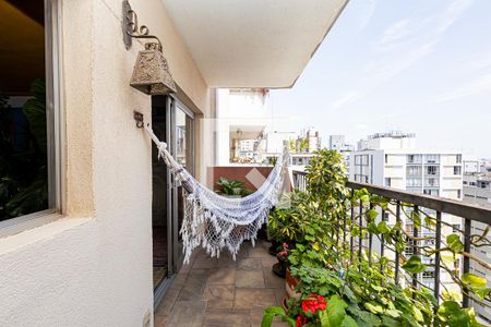 Apartamento à venda com 110m², 3 quartos e 2 vagasVaranda