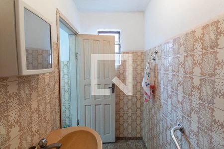 Casa à venda com 150m², 4 quartos e 1 vaga Casa à venda com 150m², 4 quartos e 1 vagaBanheiro de serviço