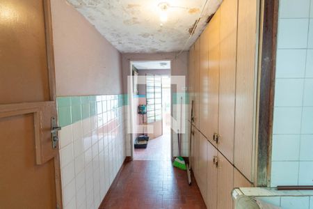 Casa à venda com 150m², 4 quartos e 1 vaga Casa à venda com 150m², 4 quartos e 1 vagaCorredor