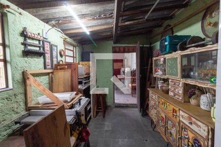 Casa à venda com 150m², 4 quartos e 1 vaga Casa à venda com 150m², 4 quartos e 1 vagaQuarto de Serviço