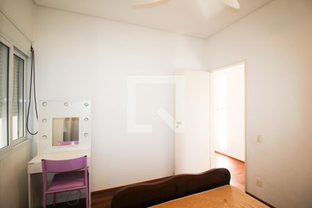 Casa à venda com 205m², 4 quartos e 3 vagas Casa à venda com 205m², 4 quartos e 3 vagasQuarto 2