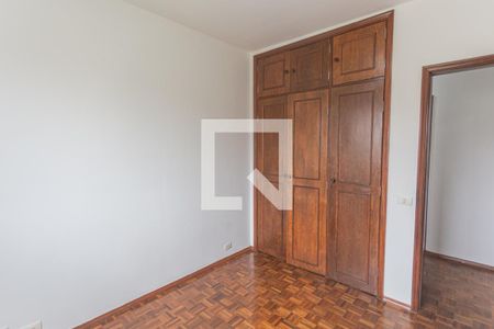 Apartamento à venda com 110m², 3 quartos e 2 vagasQuarto 2