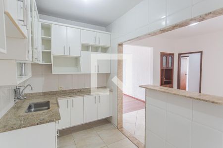 Apartamento à venda com 110m², 3 quartos e 2 vagasCozinha