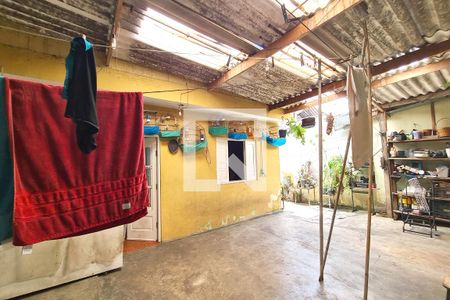 Casa à venda com 250m², 2 quartos e 4 vagas Casa à venda com 250m², 2 quartos e 4 vagasÁrea de Serviço