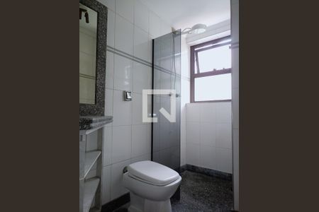 Apartamento à venda com 213m², 3 quartos e 4 vagas Apartamento à venda com 213m², 3 quartos e 4 vagasBanheiro suíte 3