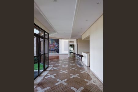 Apartamento à venda com 213m², 3 quartos e 4 vagas Apartamento à venda com 213m², 3 quartos e 4 vagasÁrea comum