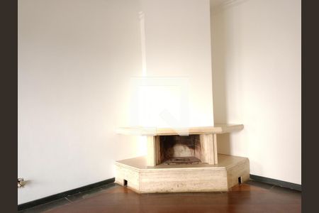 Apartamento à venda com 213m², 3 quartos e 4 vagas Apartamento à venda com 213m², 3 quartos e 4 vagasSala