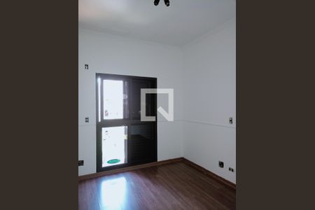 Apartamento à venda com 213m², 3 quartos e 4 vagas Apartamento à venda com 213m², 3 quartos e 4 vagasSuíte 2