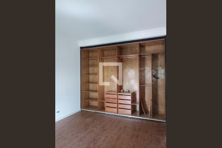 Apartamento à venda com 213m², 3 quartos e 4 vagas Apartamento à venda com 213m², 3 quartos e 4 vagasSuíte 1