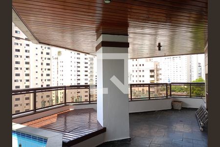 Apartamento à venda com 213m², 3 quartos e 4 vagas Apartamento à venda com 213m², 3 quartos e 4 vagasVaranda da Sala